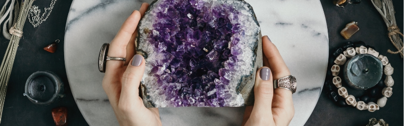 Crystals for Mercury Retrograde in Scorpio